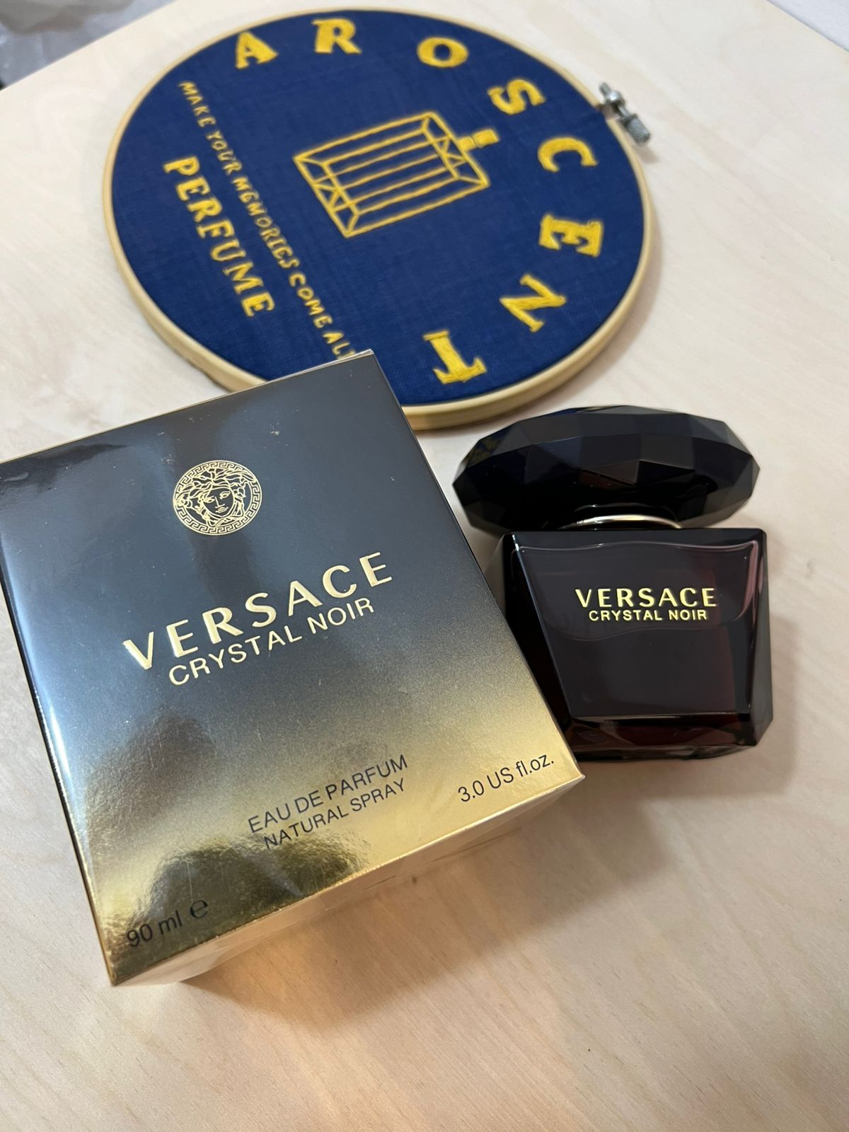 Versace Crystal Noir 90 ML - الصورة 2